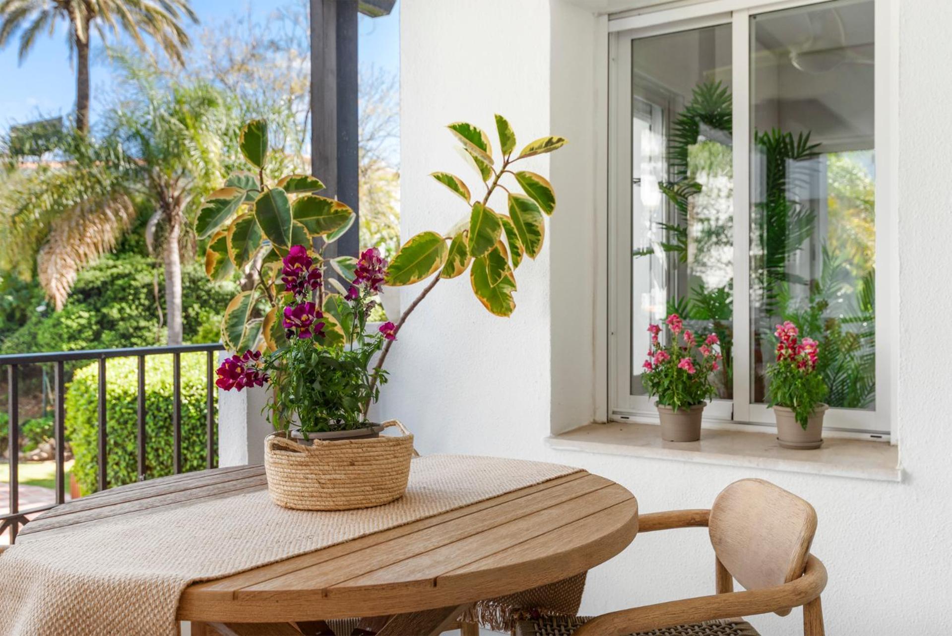 Charming And Spacious Apartment In Medina Garden - Puerto Banus ماربيا المظهر الخارجي الصورة